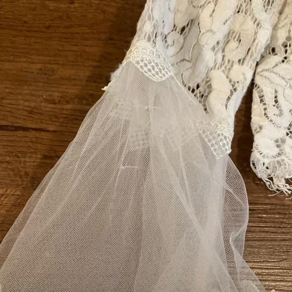 Skylar+Madison lace top - Picture 5 of 11